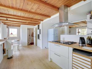Holiday Home Nella - 1-2km from the sea by Interhome