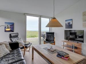 Holiday Home Mirjami - 95m from the sea by Interhome