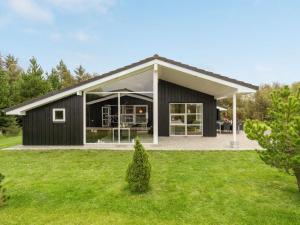 Holiday Home Frida - 700m from the sea by Interhome