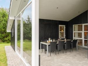 Holiday Home Frida - 700m from the sea by Interhome