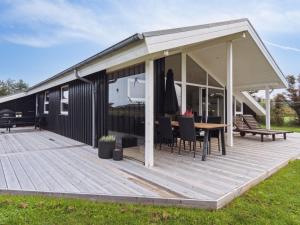 Holiday Home Herbiorn - 403m from the sea by Interhome