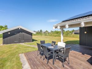 Holiday Home Serine - 800m from the sea by Interhome