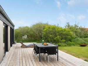 Holiday Home Odinkar - 1-1km from the sea by Interhome