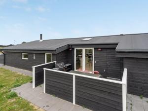 Holiday Home Eevert - 300m from the sea by Interhome