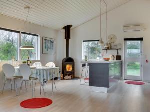 Holiday Home Aarthi - 637m from the sea by Interhome