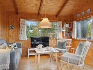 Holiday Home Asmo - 350m from the sea by Interhome