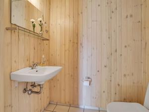 Holiday Home Aashild - 400m from the sea by Interhome