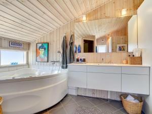 Holiday Home Gila - 250m from the sea by Interhome