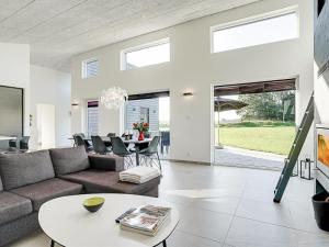 Holiday Home Alva - 998m from the sea by Interhome