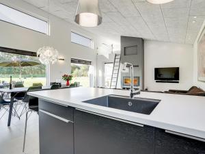 Holiday Home Alva - 998m from the sea by Interhome