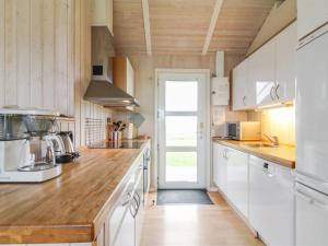 Holiday Home Mette - 98m from the sea by Interhome