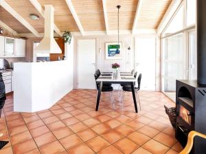 Holiday Home Elvie - 200m from the sea by Interhome