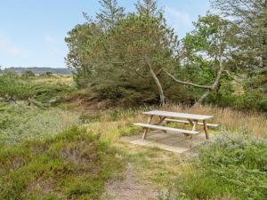 Holiday Home Waldar - 900m from the sea by Interhome