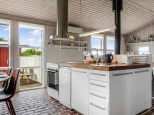 Holiday Home Verene - 400m from the sea by Interhome