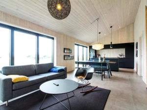 Holiday Home Fannie - 250m from the sea by Interhome