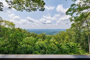 Mountain & Sunset Views - Walk to Downtown Mentone