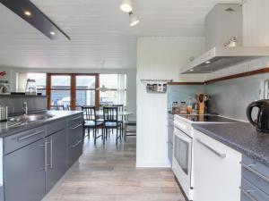 Holiday Home Grubbe - 600m from the sea by Interhome