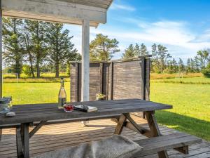 Holiday Home Engelina - 1-3km from the sea by Interhome