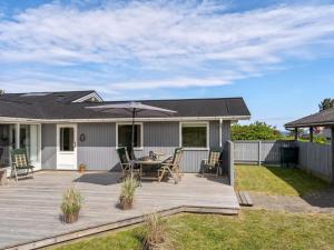 Holiday Home Wolfger - 350m from the sea by Interhome