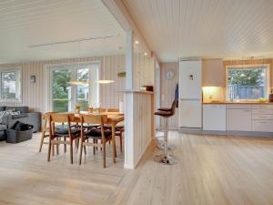 Holiday Home Wolfger - 350m from the sea by Interhome