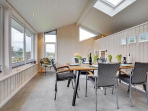 Holiday Home Wolfger - 350m from the sea by Interhome