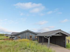 Holiday Home Emma - 976m from the sea by Interhome