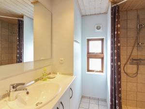 Holiday Home Emma - 976m from the sea by Interhome