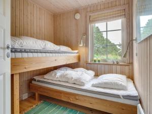 Holiday Home Syrine - 300m from the sea by Interhome