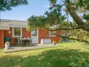 Holiday Home Hrefna - 350m from the sea by Interhome