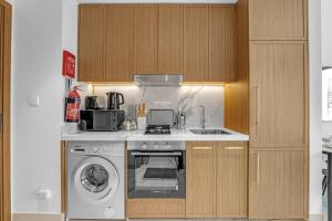 Chic Dubai Retreat at Azizi Riviera 65