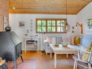 Holiday Home Mirla - 300m from the sea by Interhome