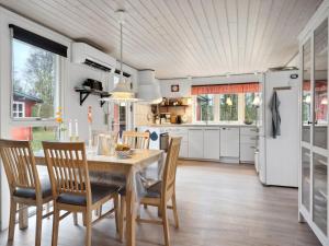 Holiday Home Harthe - 800m from the sea by Interhome