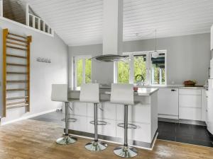 Holiday Home Ellie - 300m from the sea by Interhome