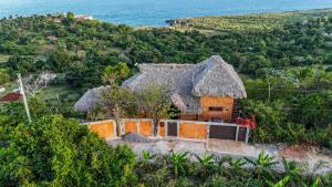 AguaSanta, Breeze & Views