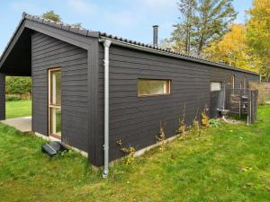 Holiday Home Aino - 1km from the sea by Interhome