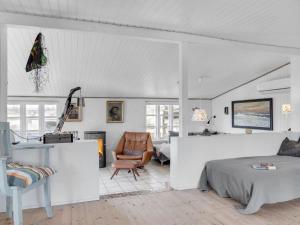 Holiday Home Sharanya - 500m from the sea by Interhome