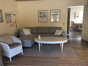 Apartment Faustine - 500m from the sea by Interhome