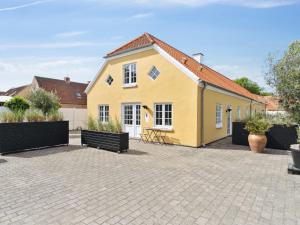 Apartment Murtuz - 900m from the sea by Interhome