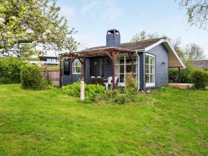 Holiday Home Venla - 150m from the sea by Interhome