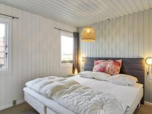 Holiday Home Frederik - 250m from the sea by Interhome