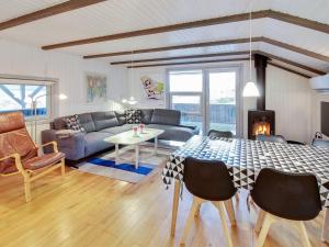 Holiday Home Igilfar - 700m from the sea by Interhome