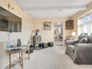 Holiday Home Albertine - 600m from the sea by Interhome