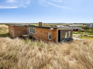 Holiday Home Emelin - 475m from the sea by Interhome