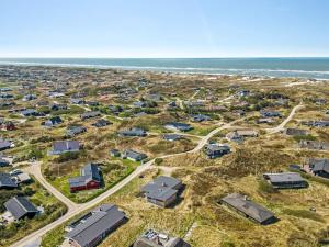 Holiday Home Emelin - 475m from the sea by Interhome