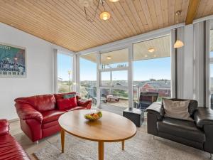 Holiday Home Emelin - 475m from the sea by Interhome