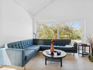 Holiday Home Hidde - 200m from the sea by Interhome