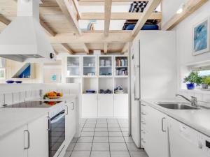 Holiday Home Ritha - 350m from the sea by Interhome