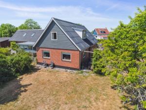 Apartment Angelie - 350m from the sea by Interhome