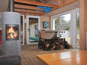 Holiday Home Fredsine - 900m from the sea by Interhome