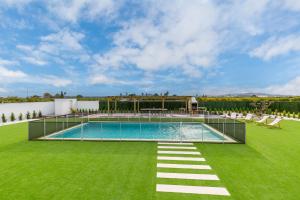 Almost Heaven Villa by Fidalsa